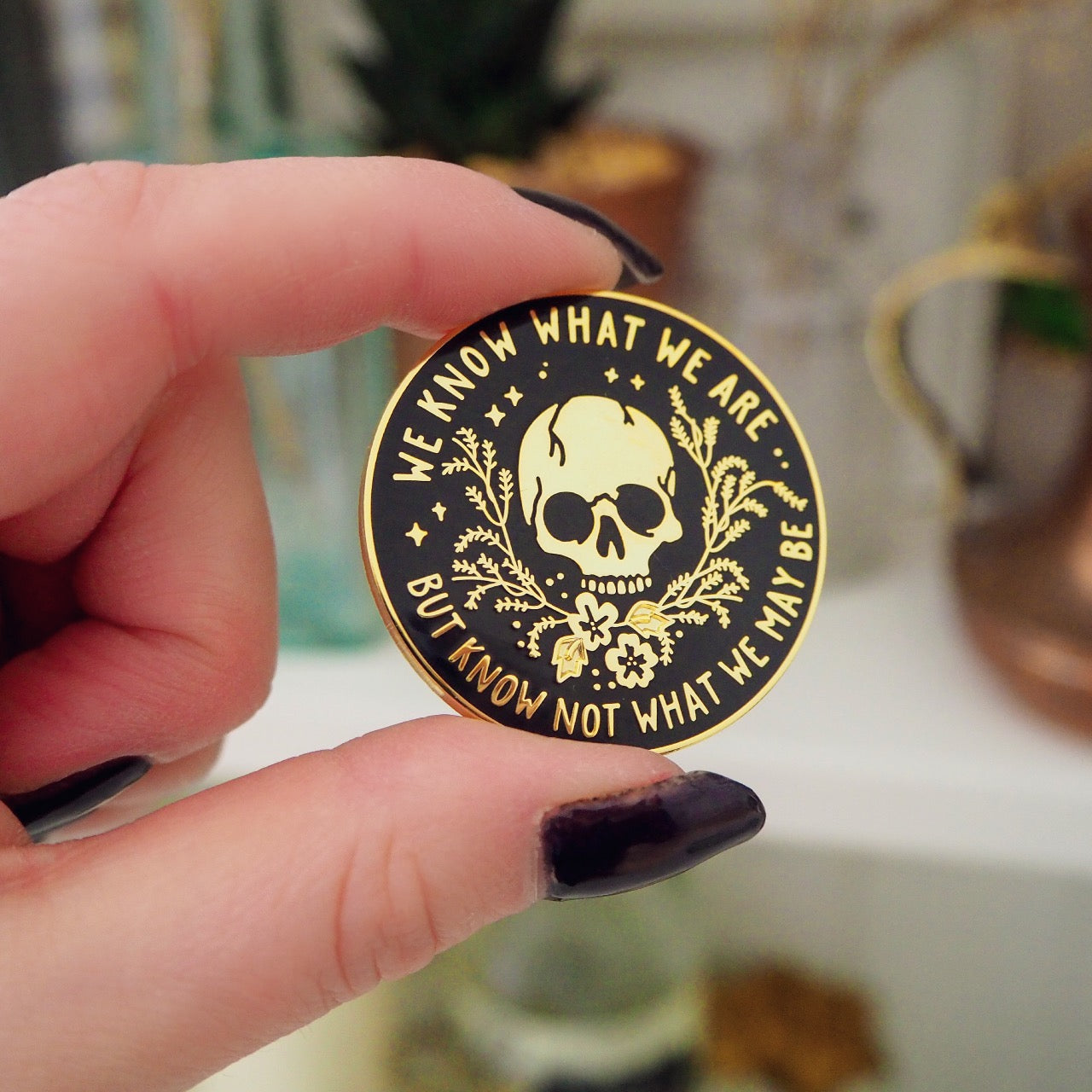 Ophelia Enamel Pin - Shakespeare's Heroines Collection