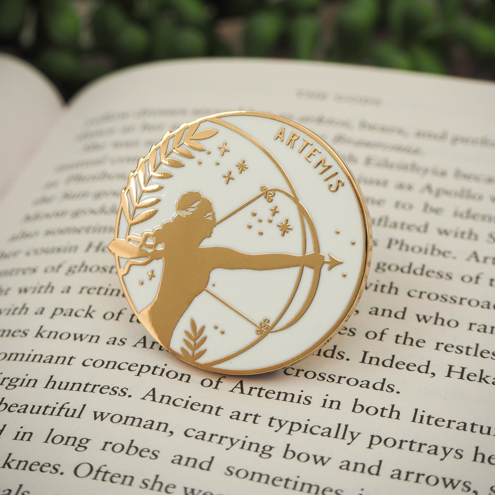 Artemis Goddess of Hunting Enamel Pin – Greek Mythology Collection