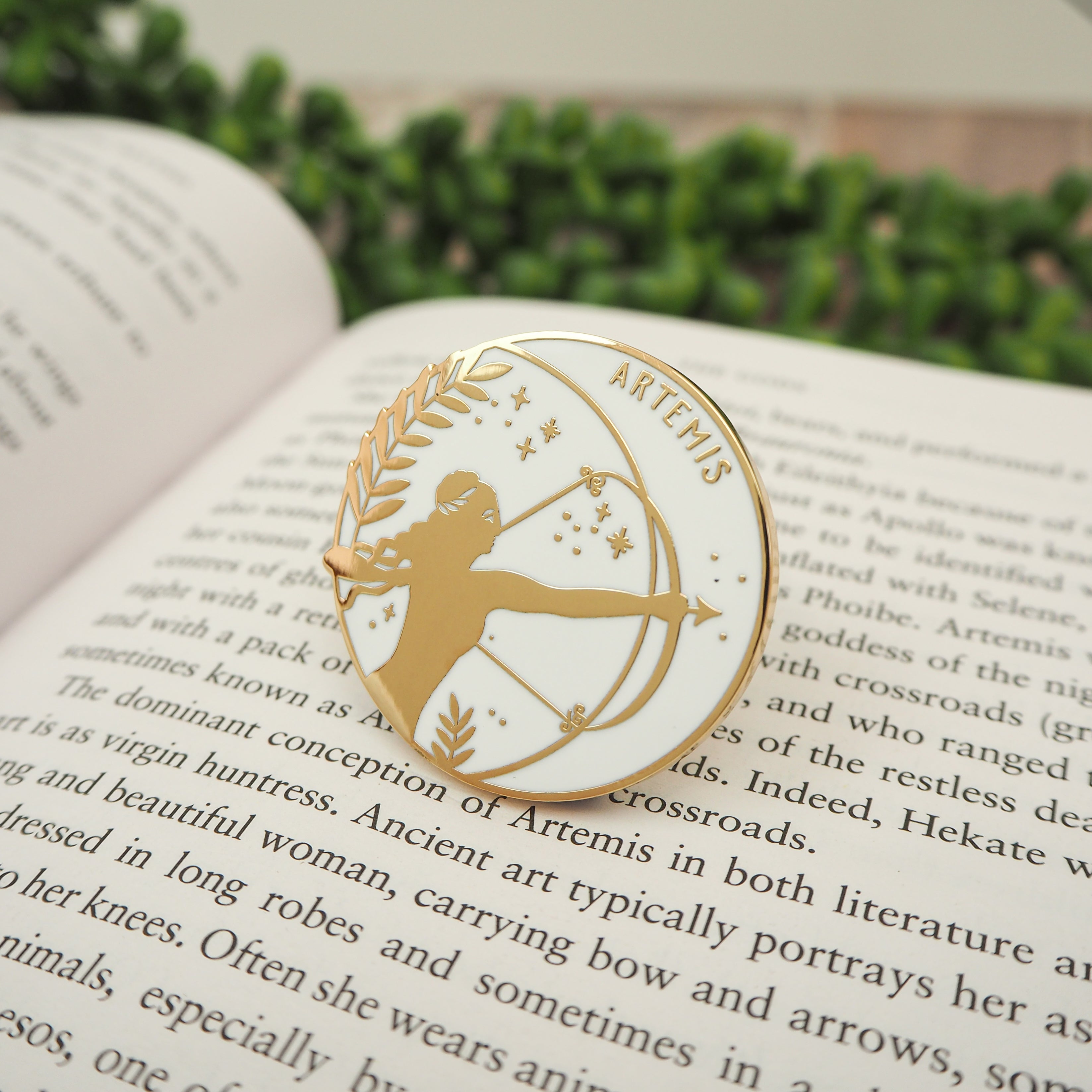 Artemis Goddess of Hunting Enamel Pin – Greek Mythology Collection