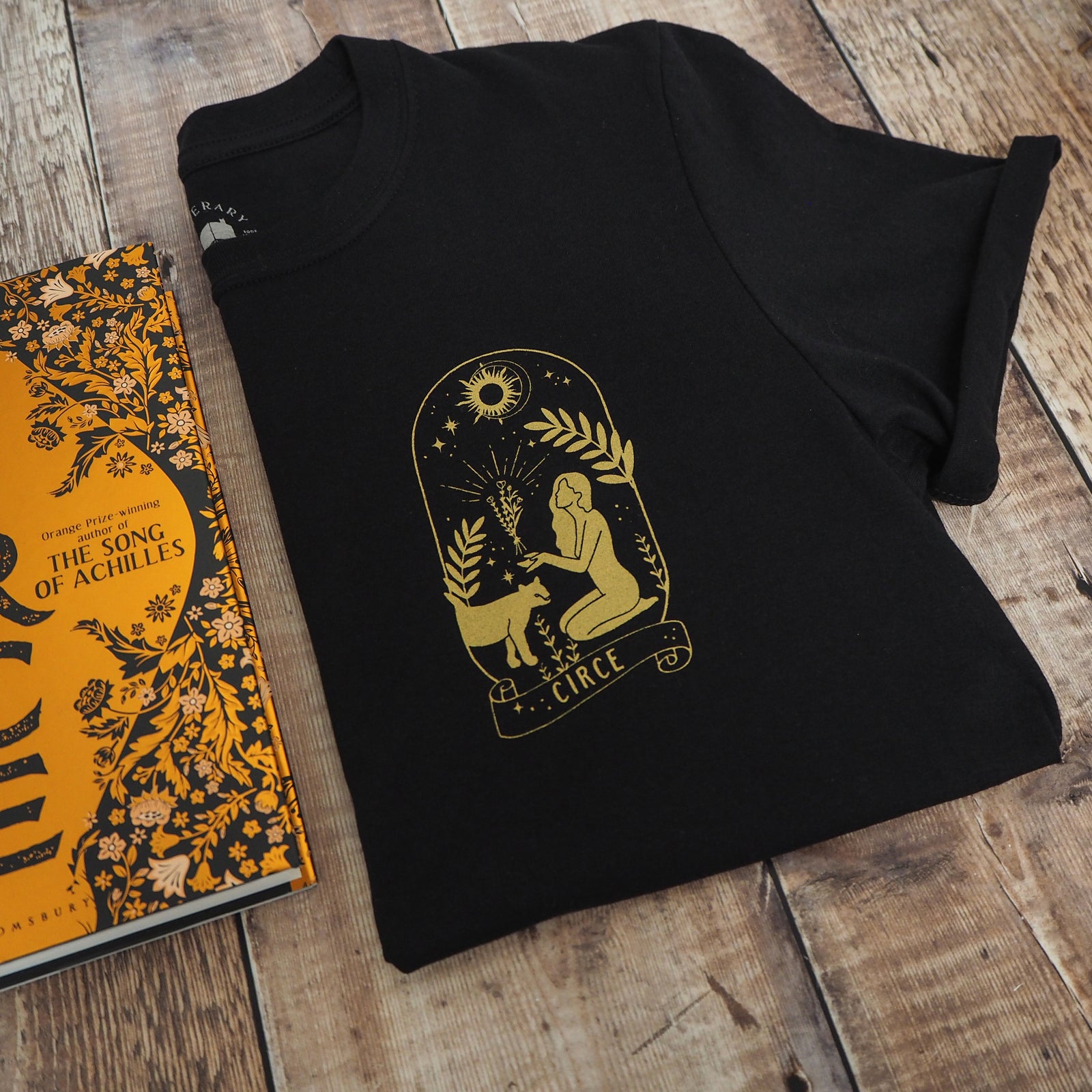 Circe T-shirt - Greek Mythology Collection