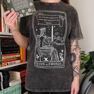 Lady Macbeth Tarot T-shirt - Queen of Swords - Shakespeare Tarot Collection