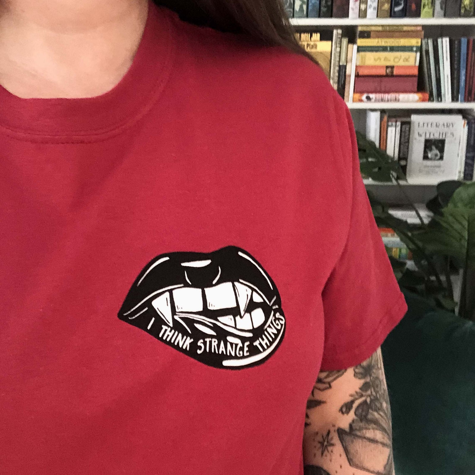 Dracula T-shirt - Literary Emporium 
