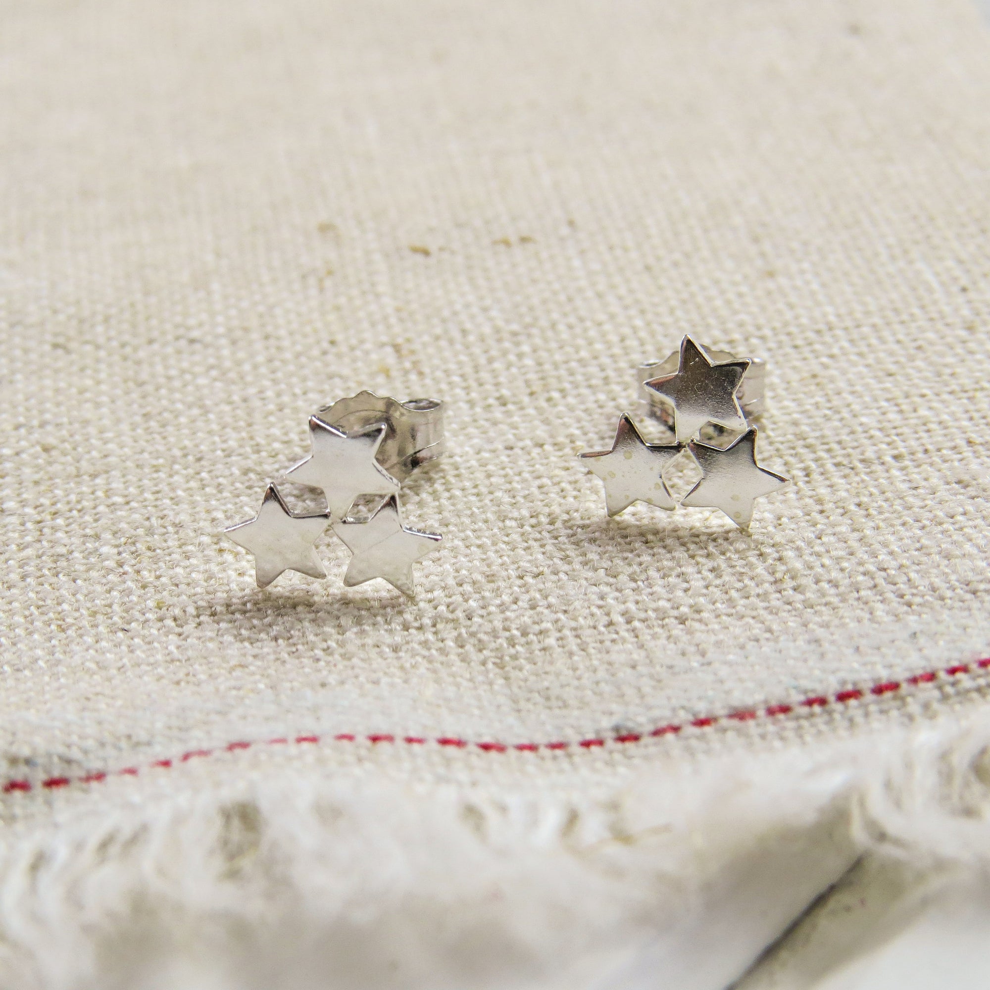 Oscar Wilde Star Earrings